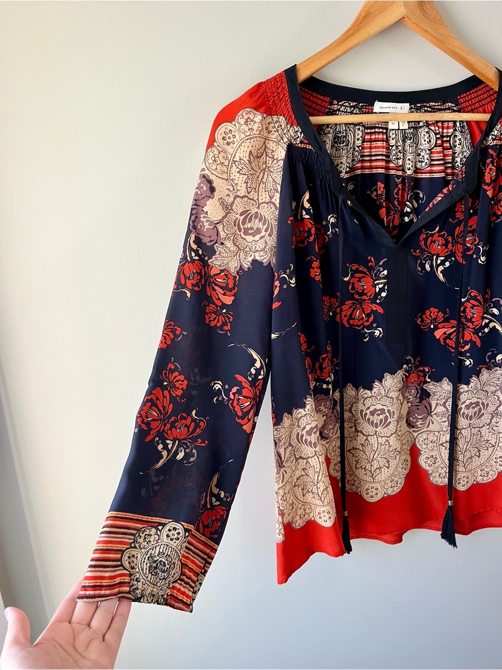 Meadow Rue 100% Silk Boho Peasant Style Tunic Blouse Size XS Navy Red Cream - Picture 5 of 8